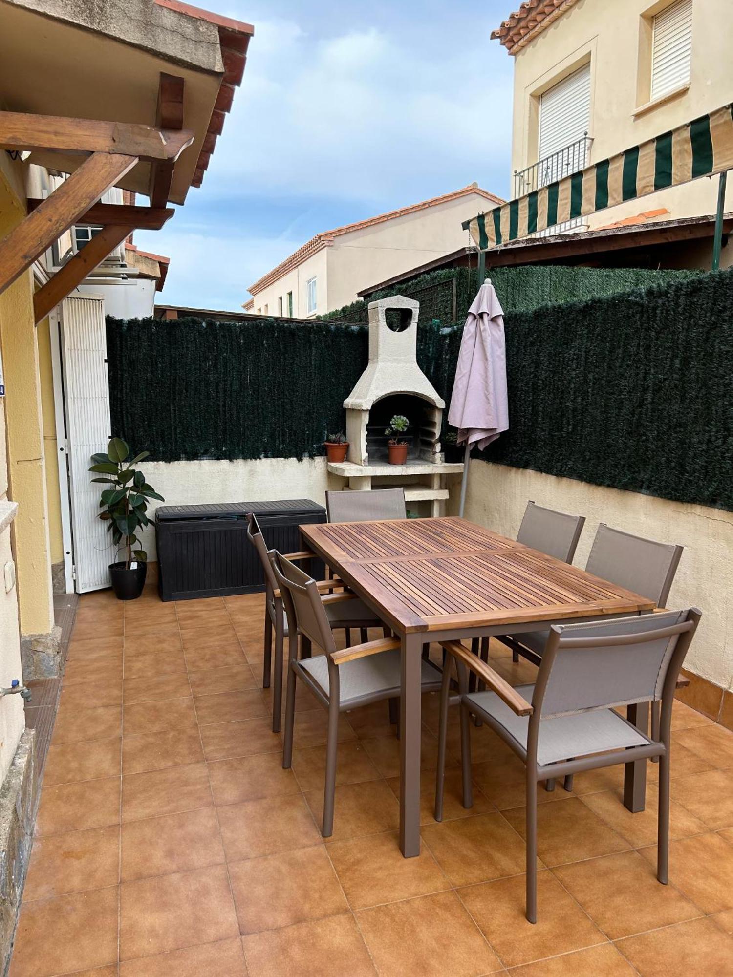 Casa Adosada En Vilafortuny, Cambrils Eksteriør bilde